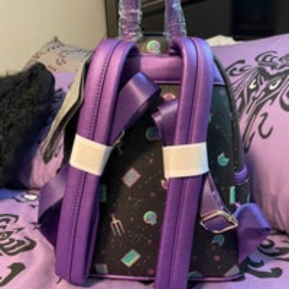 NWT Hocus Pocus Icons Loungefly Backpack main image 4